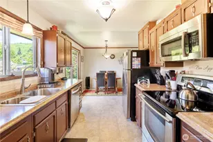 705 N Glenn St, Montesano, WA 98563 - Photo 11
