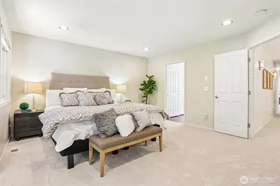 2906 257th Place SE, Sammamish, WA 98075 - Photo 19