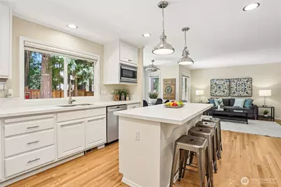2906 257th Place SE, Sammamish, WA 98075 - Photo 9