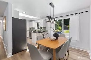 17907 25th Dr SE, Bothell, WA 98012 - Photo 9
