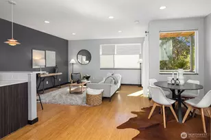 7812 Stroud Ave N, Seattle, WA 98103 - Photo 3