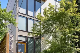 7812 Stroud Ave N, Seattle, WA 98103 - Photo 31