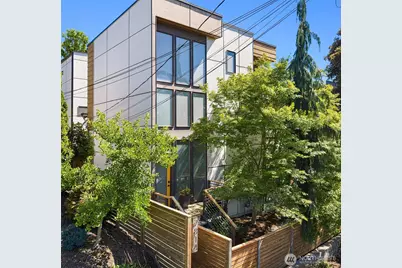 7812 Stroud Avenue N, Seattle, WA 98103 - Photo 1