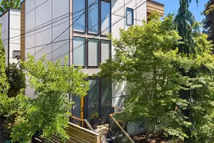 7812 Stroud Ave N, Seattle, WA 98103 - Photo 1