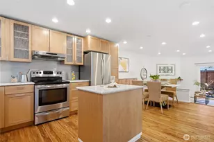 131 146th Ave SE, Bellevue, WA 98007 - Photo 3