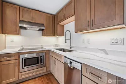 1020 S 230th Street #106, Des Moines, WA 98198 - Photo 13