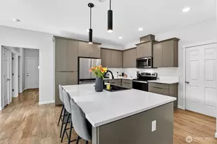 717 NE 382nd St, La Center, WA 98629 - Photo 17