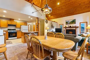 7077 Austin Pass Rd, Glacier, WA 98244 - Photo 7