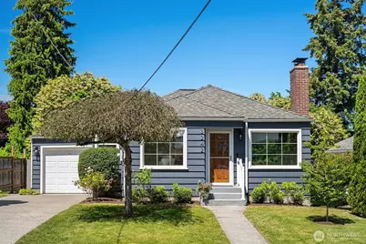 3242 NE 98th Street, Seattle, WA 98115 - Photo 1