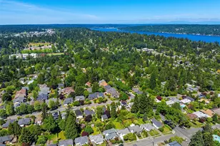 3242 NE 98th St, Seattle, WA 98115 - Photo 37