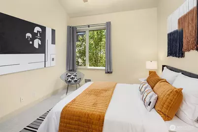 2035 Eastlake Avenue E #301, Seattle, WA 98102 - Photo 13