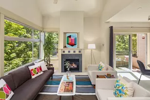 2035 Eastlake Ave E, Seattle, WA 98102 - Photo 3