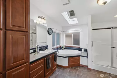 18425 NE 95th Street #186, Redmond, WA 98052 - Photo 11