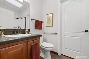 18425 NE 95th St, Redmond, WA 98052 - Photo 15