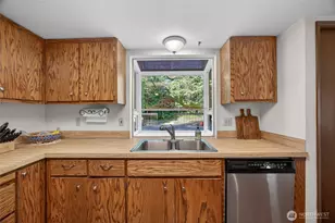 10140 Banner Rd SE, Olalla, WA 98359 - Photo 17