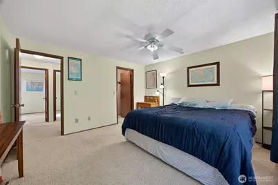 10140 Banner Road SE, Olalla, WA 98359 - Photo 21