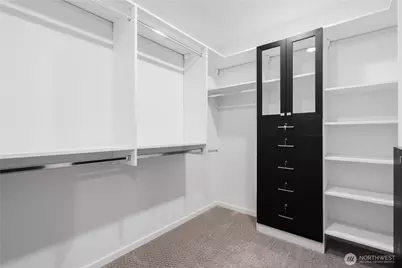 8613 23rd Avenue NE #B, Seattle, WA 98115 - Photo 29