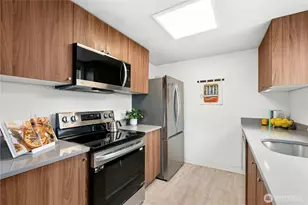 9523 NE 180th St, Bothell, WA 98011 - Photo 11