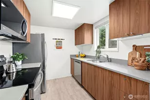 9523 NE 180th St, Bothell, WA 98011 - Photo 13