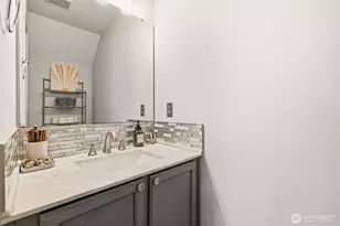 9825 18th Ave W, Everett, WA 98204 - Photo 17
