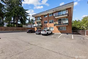 845 NE 125th St, Seattle, WA 98125 - Photo 35