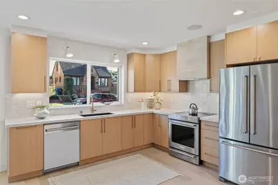 6315 9th Avenue NW, Seattle, WA 98107 - Photo 3
