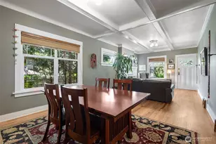4010 Ashworth Ave N, Seattle, WA 98103 - Photo 7