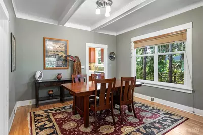 4010 Ashworth Avenue N, Seattle, WA 98103 - Photo 9
