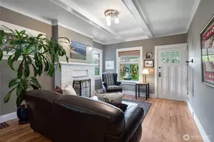 4010 Ashworth Ave N, Seattle, WA 98103 - Photo 5