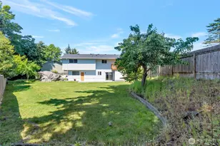 18925 49th Pl W, Lynnwood, WA 98036 - Photo 23