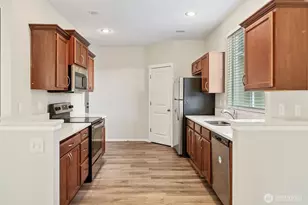 8117 207th St E, Spanaway, WA 98387 - Photo 11