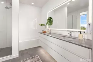 10232 NE 10th St, Bellevue, WA 98004 - Photo 17