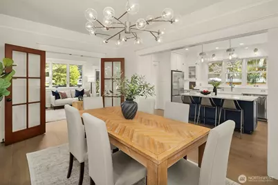 2442 6th Avenue W, Seattle, WA 98119 - Photo 7