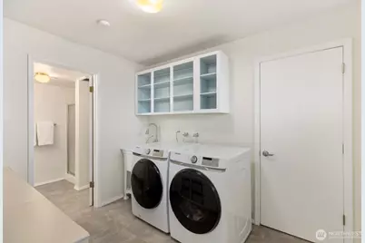 235 174th Place NE, Bellevue, WA 98008 - Photo 29
