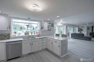 4035 Indian Summer Dr SE, Olympia, WA 98513 - Photo 9