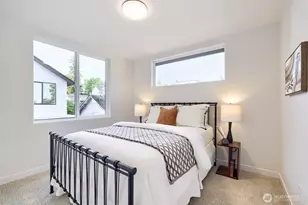 809 NE 90th St, Seattle, WA 98115 - Photo 5