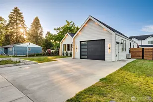 750 Washington St, Woodland, WA 98674 - Photo 33