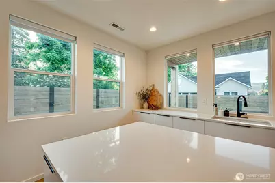750 Washington Street, Woodland, WA 98674 - Photo 9