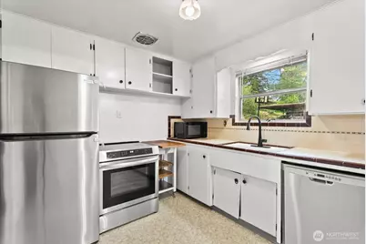 11857 22nd Avenue SW, Burien, WA 98146 - Photo 9