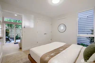 813 NE 90th Street, Seattle, WA 98115 - Photo 19