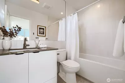 813 NE 90th Street, Seattle, WA 98115 - Photo 15