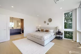 813 NE 90th St, Seattle, WA 98115 - Photo 11