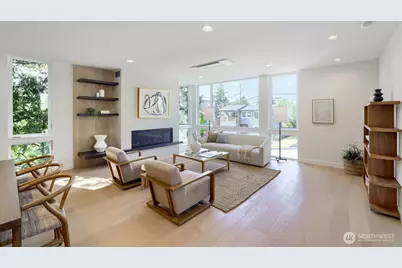 813 NE 90th Street, Seattle, WA 98115 - Photo 3
