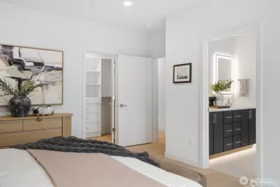 290 118th Avenue SE, Bellevue, WA 98005 - Photo 19