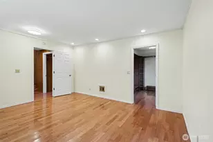 10749 30th Ave NE, Seattle, WA 98125 - Photo 11