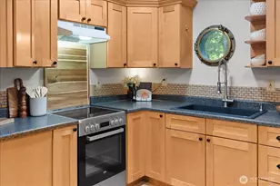 20019 NE 148th St, Woodinville, WA 98077 - Photo 11