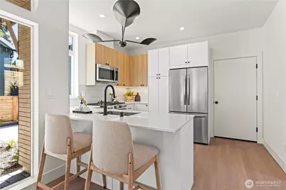3026 NE 95th Street #B, Seattle, WA 98115 - Photo 5
