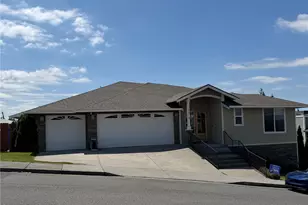 8212 72nd Pl NE, Marysville, WA 98270 - Photo 1