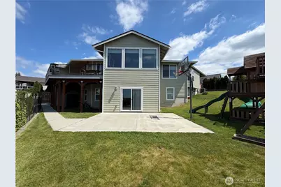 8212 72nd Place NE, Marysville, WA 98270 - Photo 11