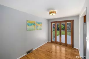 9842 60th Ave S, Seattle, WA 98118 - Photo 13